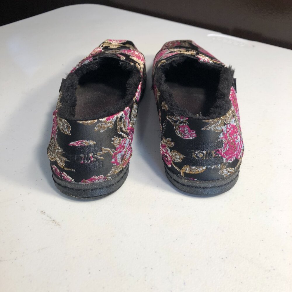 Tom's Black Slip On Shoes with Metallic Roses, Size 7 - Picture 2 of 7